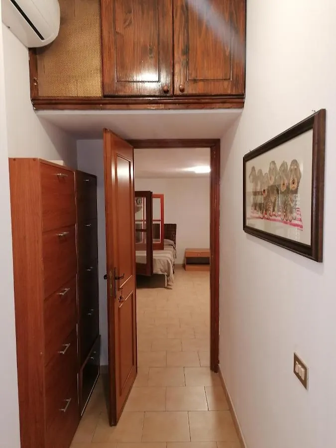 Princess House Palermo - Intero Appartamento - Mondello 0*,  Italy